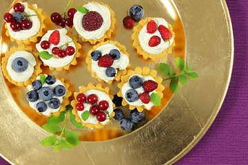 Image showing Custard tarts