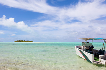 Image showing boat and island view