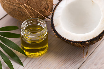 Image showing Coconut and coconut oil 