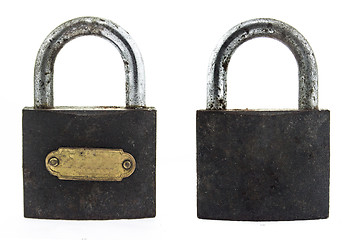 Image showing metal padlock on