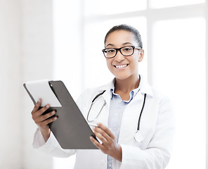 Image showing african female doctor in hospital