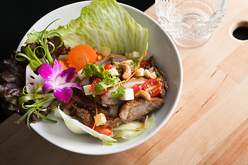 Image showing Thai Salad with Crispy Duck