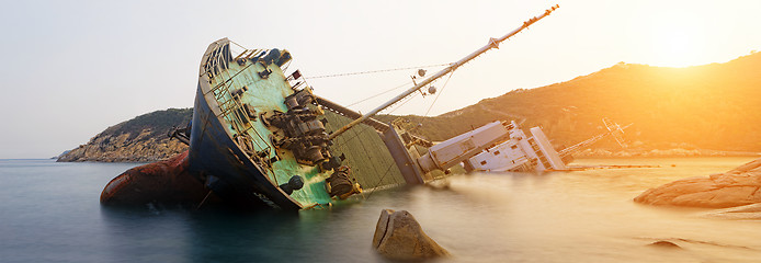 Image showing shipwreck , cargo ship 