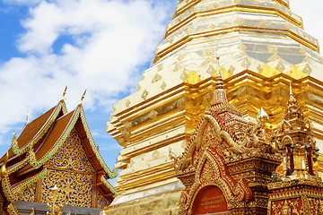 Image showing chedi luang temple in chiang mai 