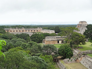 Image showing mayan temple in Uxmal