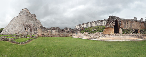 Image showing mayan temple in Uxmal