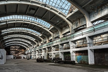 Image showing Large industrial hall of a repair station