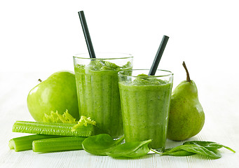 Image showing glass of green smoothie