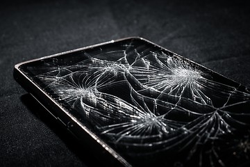 Image showing Smartphone with broken screen