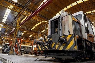 Image showing Freight train in garage