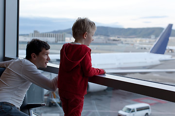 Image showing family at airport