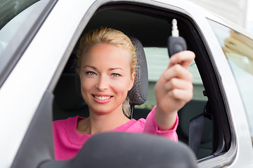 Image showing Woman driver showing car keys.