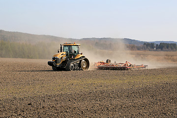 Image showing Caterpillar Challenger Crawler Tractor Cultivating Field