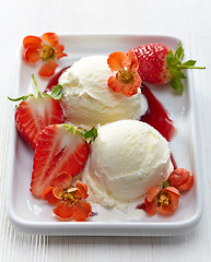 Image showing Vanilla Ice Cream with fresh berries