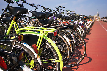 Image showing yellow bike