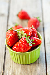 Image showing bowl with fresh strawberries 
