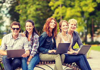 Image showing group of students or teenagers hanging out