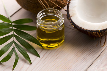 Image showing Coconut and coconut oil 