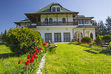 Image showing House and garden