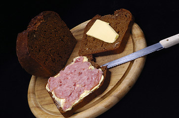Image showing Bread and sausage