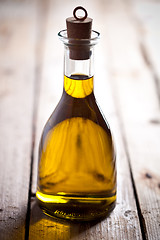 Image showing olive oil in bottle