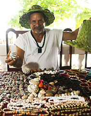 Image showing Nicaraguan jewelry artist selling necklaces bracelets earrings a