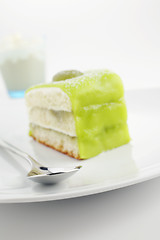 Image showing Green cake