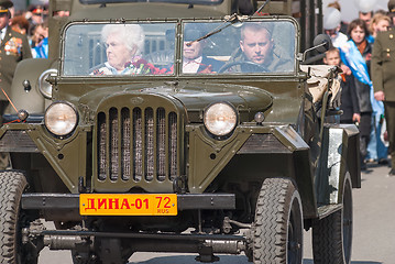 Image showing Veterans of World War 2 on parade