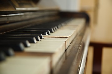 Image showing Old Piano