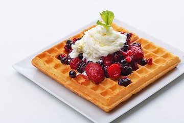 Image showing fruit wafel