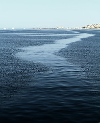 Image showing Trace in sea