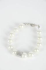 Image showing Pearl bracelet