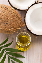 Image showing Coconut and coconut oil 