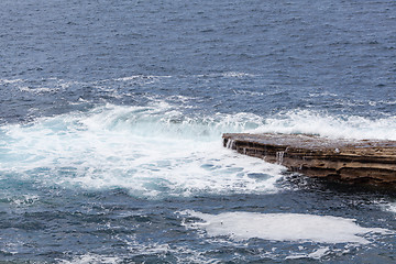 Image showing Breaking ocean wave