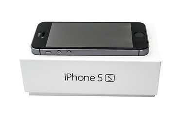 Image showing iPhone 5s and box