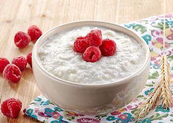 Image showing Bowl of rice flakes porridge