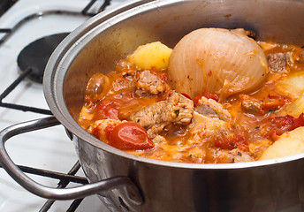 Image showing beef stew in the pot