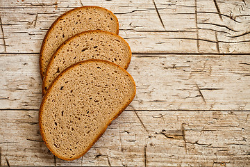 Image showing three slices of rye bread 