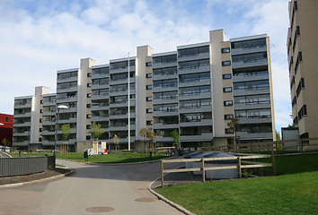 Image showing Block of flats