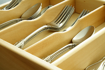 Image showing Spoons and forks