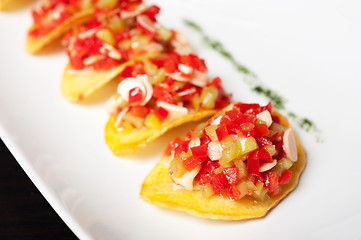 Image showing potato chips with vegetables