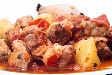 Image showing beef stew, potatoes and onion