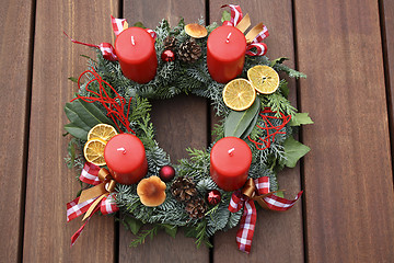 Image showing Christmas wreath with red candles