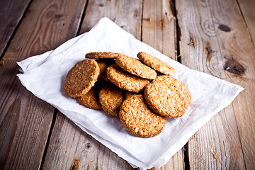 Image showing fresh crispy oat cookies 