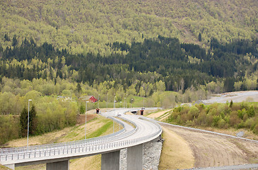 Image showing Curvy road