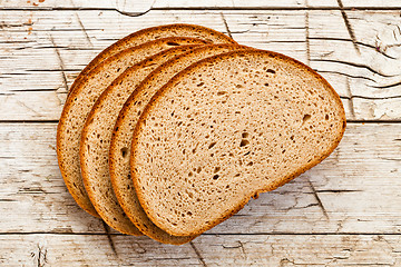 Image showing five slices of rye bread
