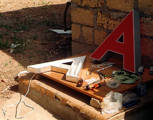 Image showing fabrication of the three-dementional letters