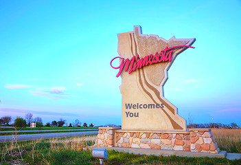 Image showing Minnesota welcomes you sign