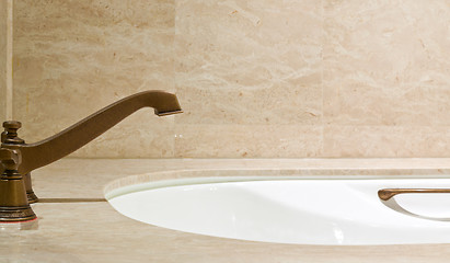 Image showing Bathtub faucet