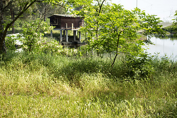 Image showing Fishing huts on the lagoon